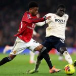 Gary Neville destacou El Hadji Malick Diouf por dificuldades contra o Man Utd no início desta temporada em meio a novas ligações de transferência