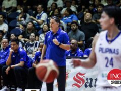 Gilas inclui Justin Arana e Mike Phillips no grupo ampliado dos Jogos Asiáticos O treinador do Gilas Pilipinas, Tim Cone, durante um jogo de preparação contra o Macau Black Bears.