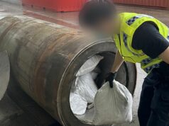 Grande carga de drogas encontrada escondida dentro de máquinas no porto australiano Grande carga de drogas encontrada escondida dentro de máquinas no porto australiano