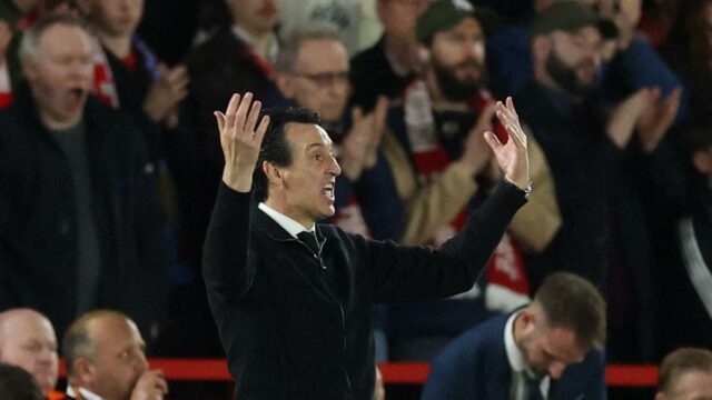 'Grande erro': Emery, técnico do Aston Villa, rebate no VAR após derrota na Liga Europa para o Nottingham Forest

