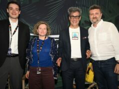Grécia defende plano de filme de US$ 927 milhões em Cannes depois de abrigar as novas produções cinematográficas de Christopher Nolan e Brad Pitt Grécia defende plano de filme de US$ 927 milhões em Cannes depois de abrigar as novas produções cinematográficas de Christopher Nolan e Brad Pitt