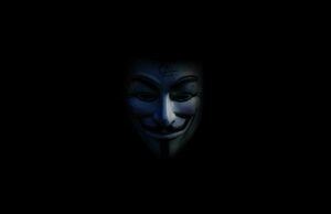 Hackers fantasmas: o mistério da segurança cibernética que ninguém resolveu An illustration of the V for Vendetta Guy Fawkes' mask, which became synonymous with the hacking group Anonymous in the 2010s.