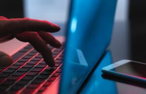 Hackers roubam dados de alunos durante violação na gigante de tecnologia educacional Instructure Hackers roubam dados de alunos durante violação na gigante de tecnologia educacional Instructure