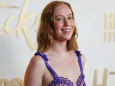 Hannah Einbinder diz que Hollywood não apoia a Palestina ‘me irrita’ e ‘essas questões precisam afetar uma pessoa branca para que elas’ se importem Hannah Einbinder diz que Hollywood não apoia a Palestina 'me irrita' e 'essas questões precisam afetar uma pessoa branca para que elas' se importem