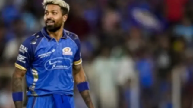 Hardik Pandya vence o sorteio e decide rebater primeiro contra o Chennai Super Kings
