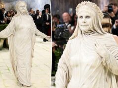 Heidi Klum é uma estátua da vida real no tapete vermelho do Met Gala 2026 Heidi Klum é uma estátua da vida real no tapete vermelho do Met Gala 2026