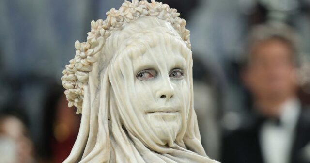EUA-ENTRETENIMENTO-MODA-CELEBRIDADE-MUSEU-METGALA