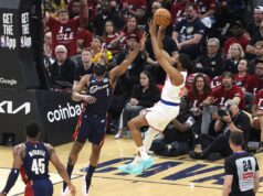 Heróis, zeros da vitória dos Knicks no jogo 4 sobre os Cavaliers: James Harden estava uma bagunça novamente O guarda do New York Knicks, Mikal Bridges (25), chuta enquanto o guarda do Cleveland Cavaliers, James Harden (1), defende.