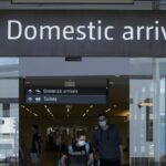 Homem acusado de supostamente cuspir em policial no aeroporto de Perth