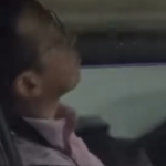 O motorista reconheceu a pessoa que o filmava.