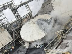 Horror tóxico com várias pessoas mortas, desaparecidas e gravemente feridas na grande implosão de um tanque químico na fábrica de papel de Washington Várias pessoas morreram e várias outras estão desaparecidas depois que um tanque de produtos químicos implodiu em uma fábrica de papel no estado de Washington. O tanque continha uma mistura química conhecida como “licor branco”, uma substância corrosiva que consiste principalmente de hidróxido de sódio e sulfeto de sódio.