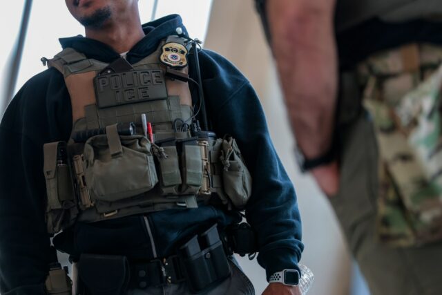 ICE pressiona para deportar cidadão americano de 12 anos, afirma advogado
