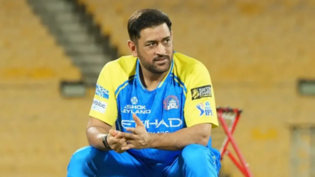 IPL 2026: MS Dhoni retorna a Ranchi após uma lesão IPL 2026: MS Dhoni retorna a Ranchi após uma lesão no polegar