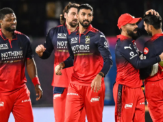 IPL 2026: O esforço coletivo do RCB nos torna uma equipe completa, afirma Mo Bobat IPL 2026: O esforço coletivo do RCB nos torna uma equipe completa, afirma Mo Bobat