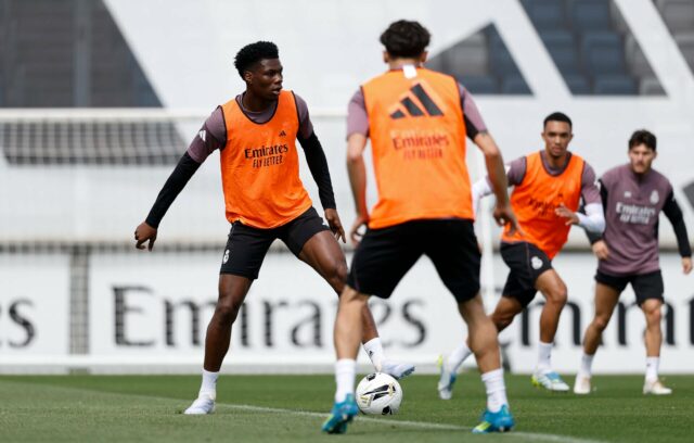 Imprensa espanhola reage à briga de Aurelien Tchouameni e Federico Valverde com alegação de 'pode ser vendido' em meio a ligações com o Man Utd
