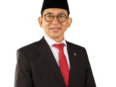 Indonésia considera Cannes 2028 como país de honra enquanto o ministro da Cultura, Fadli Zon, promove a agenda global da tela (EXCLUSIVO) Indonésia considera Cannes 2028 como país de honra enquanto o ministro da Cultura, Fadli Zon, promove a agenda global da tela (EXCLUSIVO)