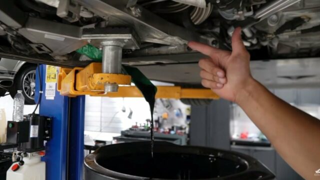 Ini Hari yang Paling Desarankan para Ganti Oli Mobil
