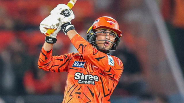Início poderoso de Abhishek-Head ajuda SRH a alcançar 118 corridas em 10 saldos contra PBKS
