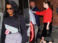 Inovadoras: as bolsas italianas de Emily Blunt e Simone Ashley custam menos de US$ 500 Bolsa de ombro em couro preto com alça longa e zíper dourado.