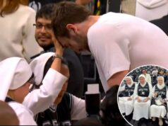 Irmãs Salesianas abençoam Luke Kornet do Spurs antes da vitória no jogo 4 contra o Thunder O pivô do Spurs, Luke Kornet, recebeu uma bênção das Irmãs Salesianas de St. John's antes da vitória dos Spurs por 103-82 sobre o Thunder.