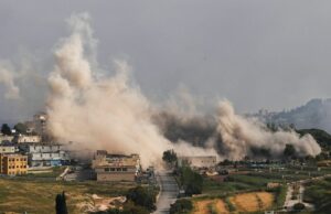 Israel expande a operação terrestre além da linha de demarcação no sul do Líbano à medida que os confrontos se intensificam Israel expande a operação terrestre além da linha de demarcação no sul do Líbano à medida que os confrontos se intensificam