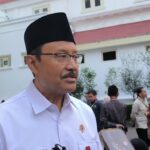 Isu Mark Up Harga Sepatu Sekolah Rakyat, Gus Ipul: Bukan Zamannya Lagi Otak-atik APBN