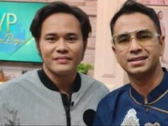 Jadi Driver Ojol Hingga Jual Celana Karena Kesulitan Ekonomi, Anak Deddy Dores: Capek Hidup Begini, Gak Ada Pemasukan! Jadi Driver Ojol Hingga Jual Celana Karena Kesulitan Ekonomi, Anak Deddy Dores: Capek Hidup Begini, Gak Ada Pemasukan!