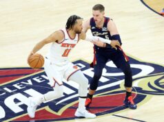 Jalen Brunson, do Knicks, é nomeado para o segundo time da NBA pela terceira temporada consecutiva O guarda do New York Knicks, Jalen Brunson (11), entra na quadra enquanto o guarda do Cleveland Cavaliers, Sam Merrill (5), o persegue durante o segundo quarto.