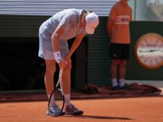 Jannik Sinner, melhor classificado, perde na segunda rodada do Aberto da França Jannik Sinner, da Itália, reage ao jogar contra Juan Manuel Cerundolo, da Argentina, durante a partida de tênis individual masculino da segunda rodada do torneio de tênis do Aberto da França em Paris, quinta-feira, 28 de maio de 2026.