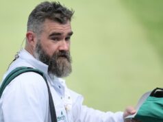 Jason Kelce diz que as pessoas o ‘odeiam’ por mais magro que ele fica em meio à perda de peso GettyImages-2237865605 Jason Kelce, setembro de 2025