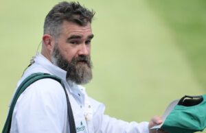 Jason Kelce diz que as pessoas o ‘odeiam’ por mais magro que ele fica em meio à perda de peso GettyImages-2237865605 Jason Kelce, setembro de 2025