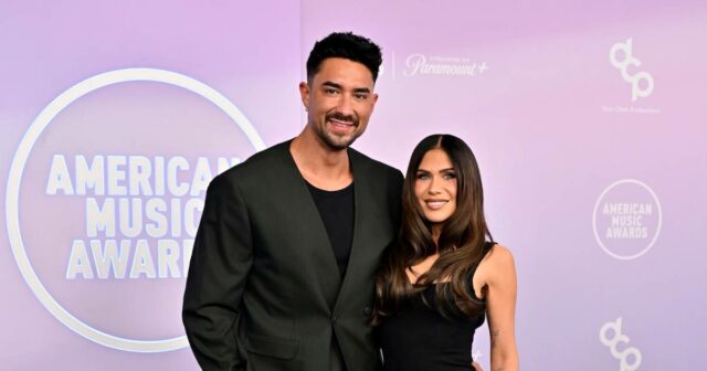 Jessi Draper e Marciano Brunette fazem estreia no tapete vermelho As esposas mórmons Marciano compartilharam esperanças de casamento de Jessi e Jordan meses antes de sua separação