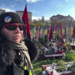 Jodie Kidd dirige da Grã-Bretanha para a Ucrânia devastada pela guerra enquanto se junta a um comboio de veículos de caridade para ajudar na luta contra Putin
