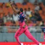Jofra Archer reivindica postigos rápidos; SRH atinge 132 corridas em 10 saldos contra RR