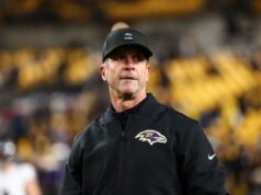 John Harbaugh dá um tiro sutil nos Ravens em discurso de comentário New York Giants head coach John Harbaugh