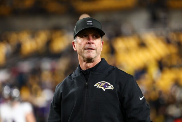 John Harbaugh dá um tiro sutil nos Ravens em discurso New York Giants head coach John Harbaugh