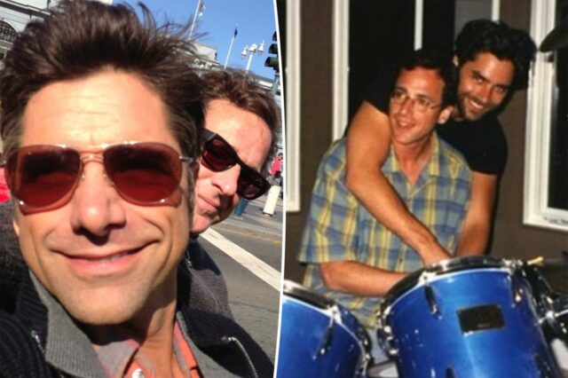 John Stamos compartilha a 'última foto' com Bob Saget enquanto John Stamos compartilha a 'última foto' com Bob Saget enquanto homenageia a co-estrela de 'Full House' no que seria seu 70º aniversário