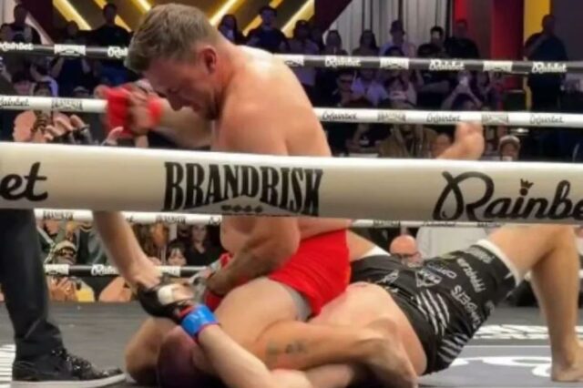 Johnny Manziel derrota e derrota rapidamente o influenciador de mídia social Bob Menery em uma luta de 205 libras no UFC Apex, em Las Vegas, em 23 de maio de 2026.