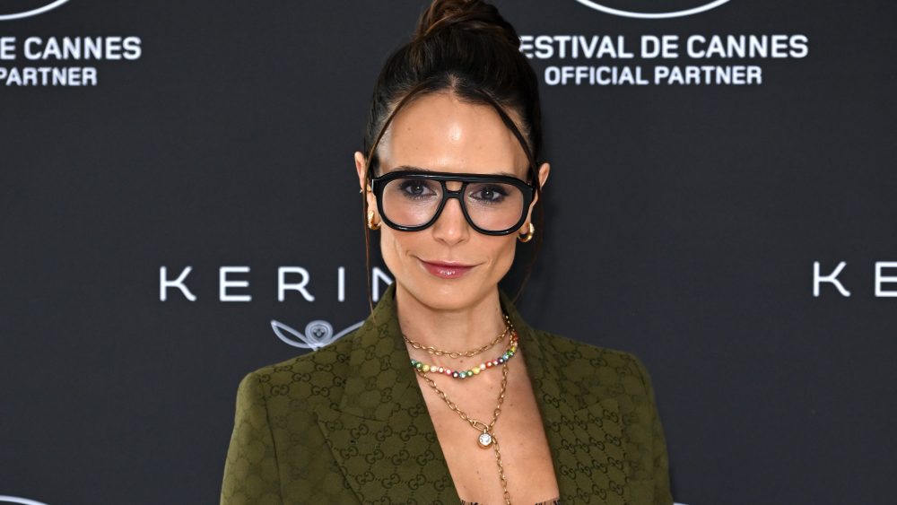 Jordana Brewster quer cenas de ação mais práticas e 'agência' no último filme de 'Velozes e Furiosos', diz que Mia se tornou 'mais passiva' à medida que a franquia avançava