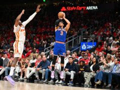 Josh Hart, do Knicks, dá as boas-vindas à repetição do desafio de 3 pontos do 76ers que venceu há dois anos Josh Hart, do New York Knicks, arremessando uma cesta de três pontos durante um jogo de basquete contra o Atlanta Hawks.