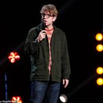 Josh Widdicombe sugeriu seu próximo show como apresentador do Strictly Come Dancing, ao dizer aos fãs em seu último show de comédia que sua carreira está ‘mudando’