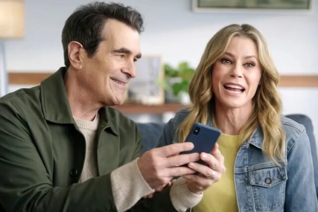 Ty-Burrell-Julie-Bowen-GSK