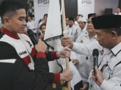 Kaesang Minta Para Kader Muda PSI Belajar dari Para Senior Kaesang Minta Para Kader Muda PSI Belajar dari Para Senior