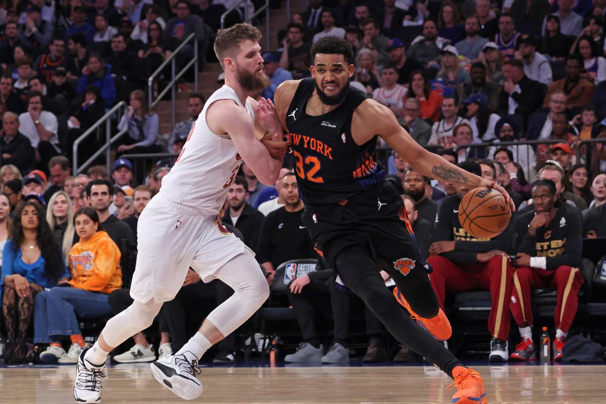 Karl-Anthony Towns teve um jogo 2 impressionante na vitória dos Knicks sobre os Cavaliers nas finais da Conferência Leste no MSG.