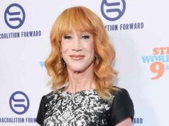Kathy Griffin foi hospitalizada após ‘complicações’ de sua colonoscopia Kathy Griffin revela histerectomia para condição pré-cancerosa