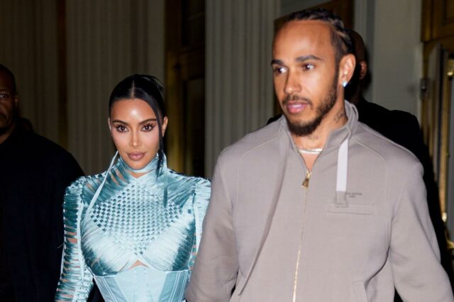 Kim Kardashian comprou ingressos de última hora para ver seu próprio show na Broadway com Lewis Hamilton
