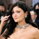 Kylie Jenner preparou sua pele Met Gala com estes lenços K-Beauty de US $ 10