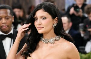 Kylie Jenner preparou sua pele Met Gala com estes lenços K-Beauty de US $ 10 Kylie Jenner preparou sua pele Met Gala com estes lenços K-Beauty de US $ 10