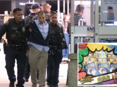 Ladrão retirado da Best Buy de Pasadena enquanto fila se formava do lado de fora para cartões de Pokémon Ladrão retirado da Best Buy de Pasadena enquanto fila se formava do lado de fora para cartões de Pokémon