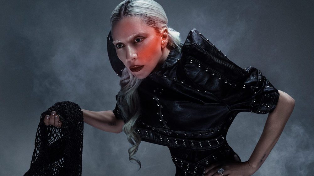 Lady Gaga se reinventa, mais uma vez, com a apresentação de ‘Mayhem Requiem’: crítica